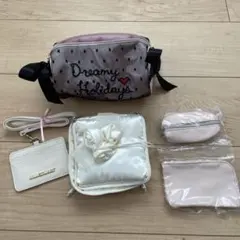 ジルスチュアート　JILLSTUART ポーチのサムネイル