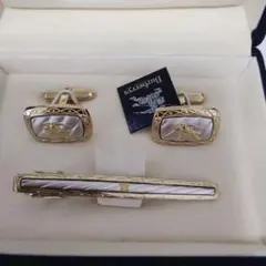 Burberry カフス＆タイバーセット