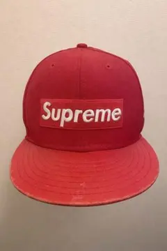 Supreme × ニューエラ　レッドキャップ