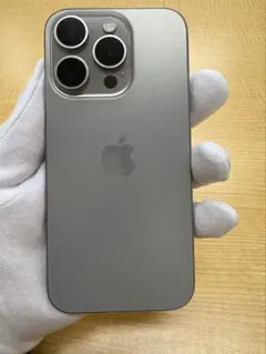 Apple iPhone 15 Pro 256GB ナチュラルチタニウム