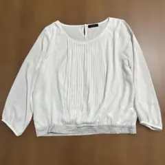 a.v.v ホワイト プリーツ 長袖 トップス