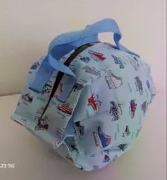 Item thumbnail for item a9bef49f-48d0-4f82-9f3b-45b2588efbcd