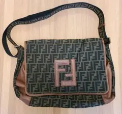FENDI フェンディ ズッカ柄 ショルダーバッグ キャンバス レザー ブラウン