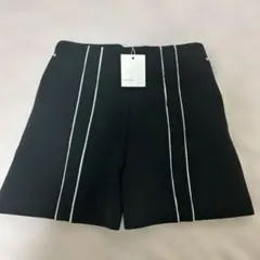 Bibiy刺繍入りグレーショートパンツB. GARDEN SHORT PANTS - メルカリ