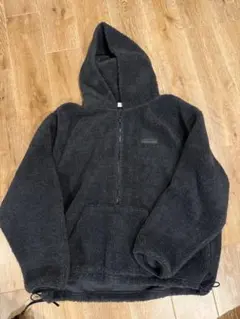 Fear of God エッセンシャル　ジップアップ　パーカー