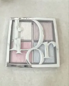 ディオール　バックステージグロウマキシマイザーパレット　002 チーク