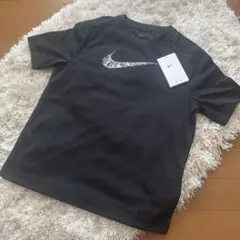 NIKE DRY-FITキッズ半袖シャツ　150サイズ