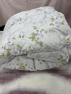 西川　羽毛掛け布団　シングル