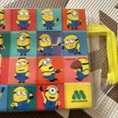 ミニオン　クリアレジャーポーチ