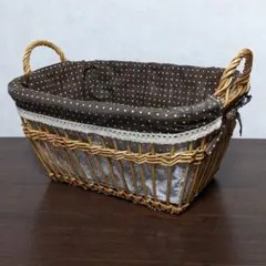 ドット柄カバー付き籐バスケット