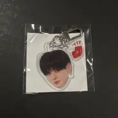 TREASURE カプセルトイ 顔アクキー ヨシ