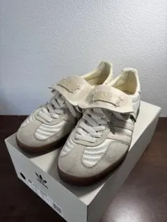 KITH clarks adidas トリプルコラボ gazelle - メルカリ