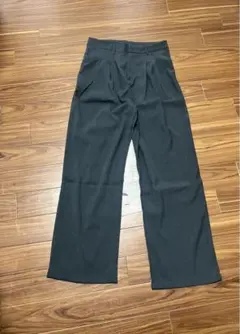 Dazy スラックス チャコールグレー　レディース　パンツ