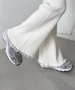 新品未使用 タグあり リブフレアパンツ 裾レース ホワイト