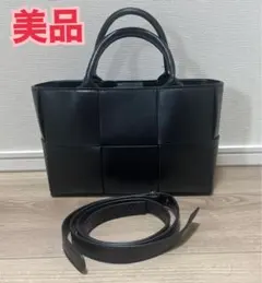 黒レザートートバッグ ショルダーストラップ付き　美品　ミディアム