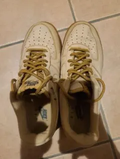 Nike Air Force 1 ベージュ