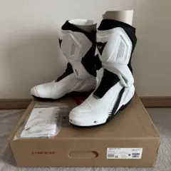 新品 Dainese Nexus 3 IN OUT ブーツ ホワイト サイズ41のサムネイル