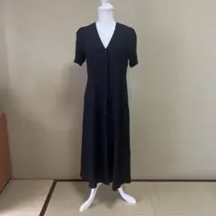 [最終値下げ品]UNIQLO Vネック フレアワンピース　半袖　ユニクロ
