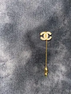 CHANEL ゴールド CCロゴ ブローチ