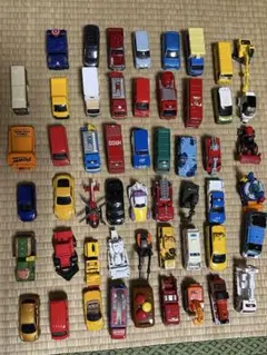 トミカ ミニカー 大量まとめ売り 38台セット - メルカリ