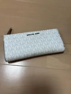 MICHEAL KORS長財布