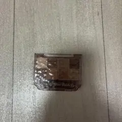 キャンメイクプティパレットアイズ　M01
