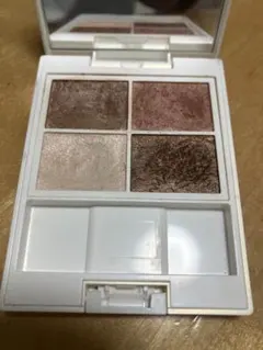 DECORTE アイグロウジェムプレスドコンパクト 101