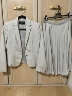 COMME CA ISM ジャケットとプリーツスカートセット　7号サイズ