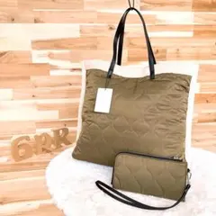 未使用【ヌエール】キルティング ボア リバーシブル トートバッグ 財布 カーキ
