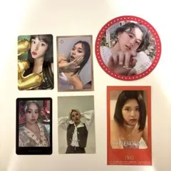 TWICE CHAEYOUNG トレカ4枚＆ステッカー＆円形トレカ まとめ売り