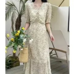 Rirandture 〈LAURA ASHLEYコラボ〉シアーラッフルワンピース - メルカリ