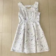 フラワープリント ノースリーブミニワンピース