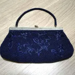 お値下げ！んオールビーズ装飾パーティークラッチバッグネイビー 表裏両面花柄ビーズ