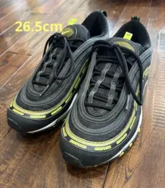 undefeated スニーカー