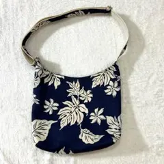 ショルダーバッグ　ハワイアン柄