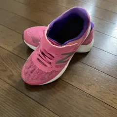 New Balance キッズシューズ ピンク　18センチ