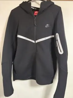 Nike テックフリース　リフレクティブ　上