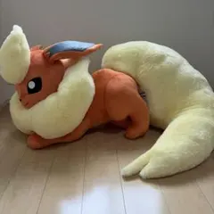 ポケモン ブースター 等身大ぬいぐるみ - メルカリ