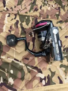 SHIMANO 20ストラディックSW 4000XG スピニングリールのサムネイル
