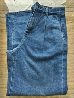 GU Wデニムタックトラウザー　 Mサイズ