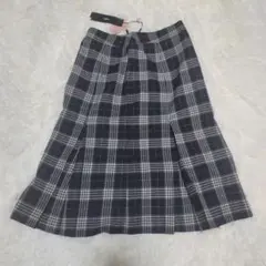 タグ付未使用品　INED イネド ボックスプリーツスカート ラメ チェック