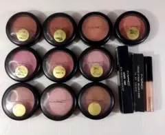 Item thumbnail for item e76e2d3a-f9a5-402e-bdfd-d27ff4006413