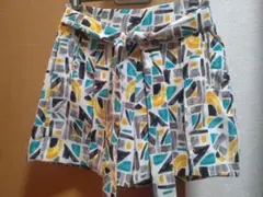 ZARA　BASIC　ショートパンツ