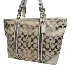 Coach トートバッグ シグネチャー キャンバス　ベージュ