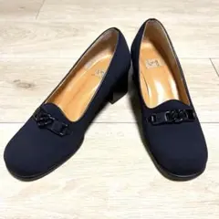 Item thumbnail for item e57c0130-ea24-452f-ab0e-fce74ef2d410