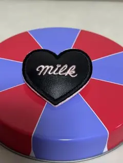 最終価格☆MILKハート型バレッタ【黒✖️ピンク】のサムネイル