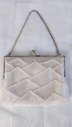 Item thumbnail for item fde4abd0-a152-4609-84c4-232ed2b95bd7