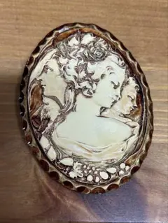ヴィンテージ　ブローチ　カメオ