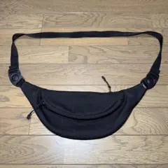 UNIVERSAL PRODUCTS. ボディバッグ ブラック