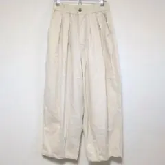 【美品】オムネス OMNES タック ワイドパンツ イージーパンツ アイボリー1のサムネイル